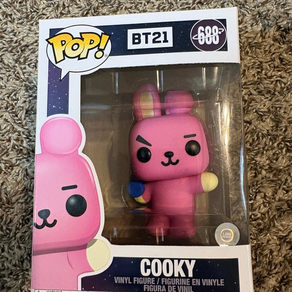 Cooky Pink Vinyl Figure